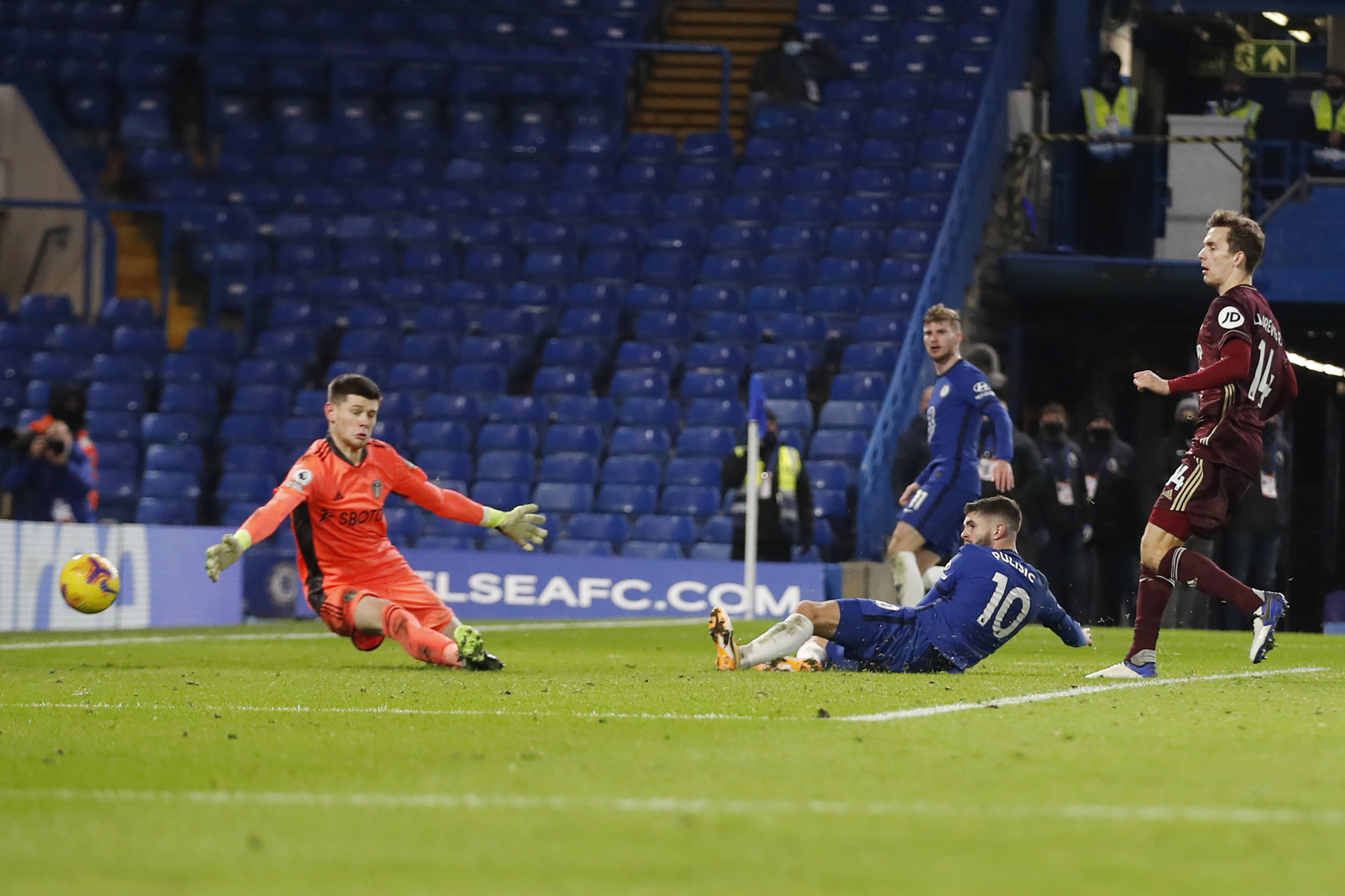 许多球员的 许多球员的